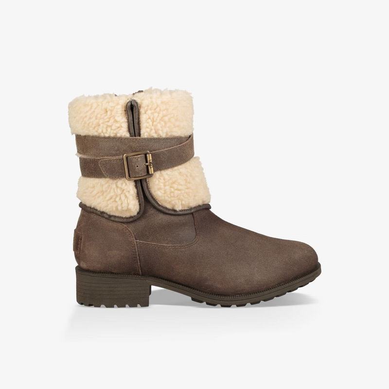 Bottes Classic UGG Blayre Boot III Femme Chocolat Soldes 455CMWLY